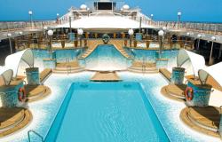 MSC Musica - MSC Cruises - bazén na horní palubě