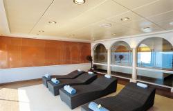 MSC Opera - MSC Cruises - odpočinková lehátka u bazénu