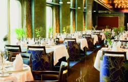 MS Noordam - Holland America Line - nádherný interiér Pinnacle Grill na lodi