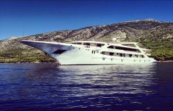 Prestige Yacht - Vega Tour