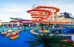 Norwegian Getaway - Norwegian Cruise Lines - dětský bazén a tobogán v aquaparku na lodi
