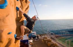 Norwegian Gem - Norwegian Cruise Lines - horolezecká stěna na lodi