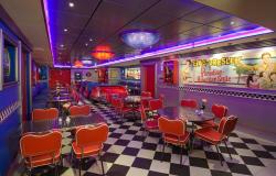 Pride of America - Norwegian Cruise Lines - retro restaurace Cadillac Diner ve stylu amerických 50. let 