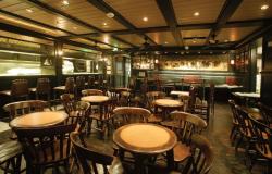 Freedom of the Seas - Royal Caribbean International - kavárna na lodi