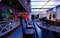 Freedom of the Seas - Royal Caribbean International - bar The Crypt