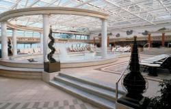 Splendour of the Seas - Royal Caribbean International - bazén na lodi