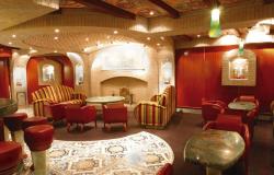 Costa Magica - Costa Cruises - romantické zátiší v baru