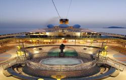 Costa Mediterranea - Costa Cruises - terminální mini bazén na hlavní palubě